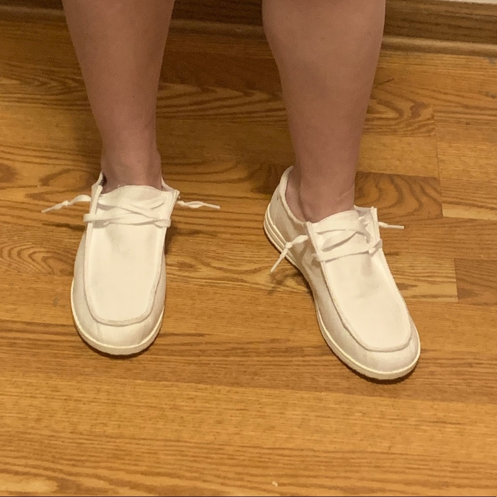 OFF BRAND HEY DUDE SHOES/ LACE UP LOAFER